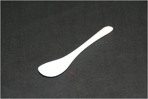 Ceramic Teaspoon (White) - Click Image to Close