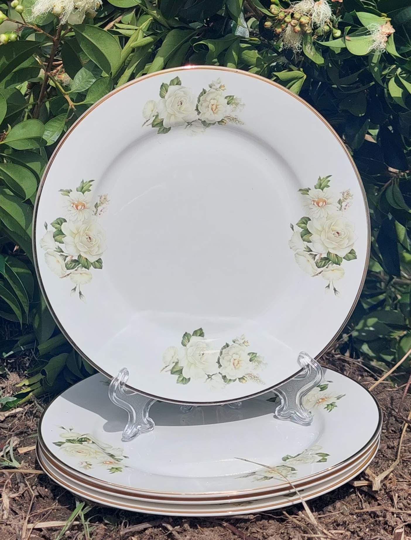 4pc Plate set 20cm White Floral Bouquet (Custom)