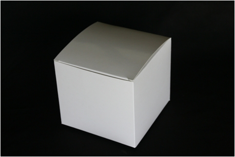 White gift box (Plastic coated) 14cm x 14cm x 13cm High - Click Image to Close