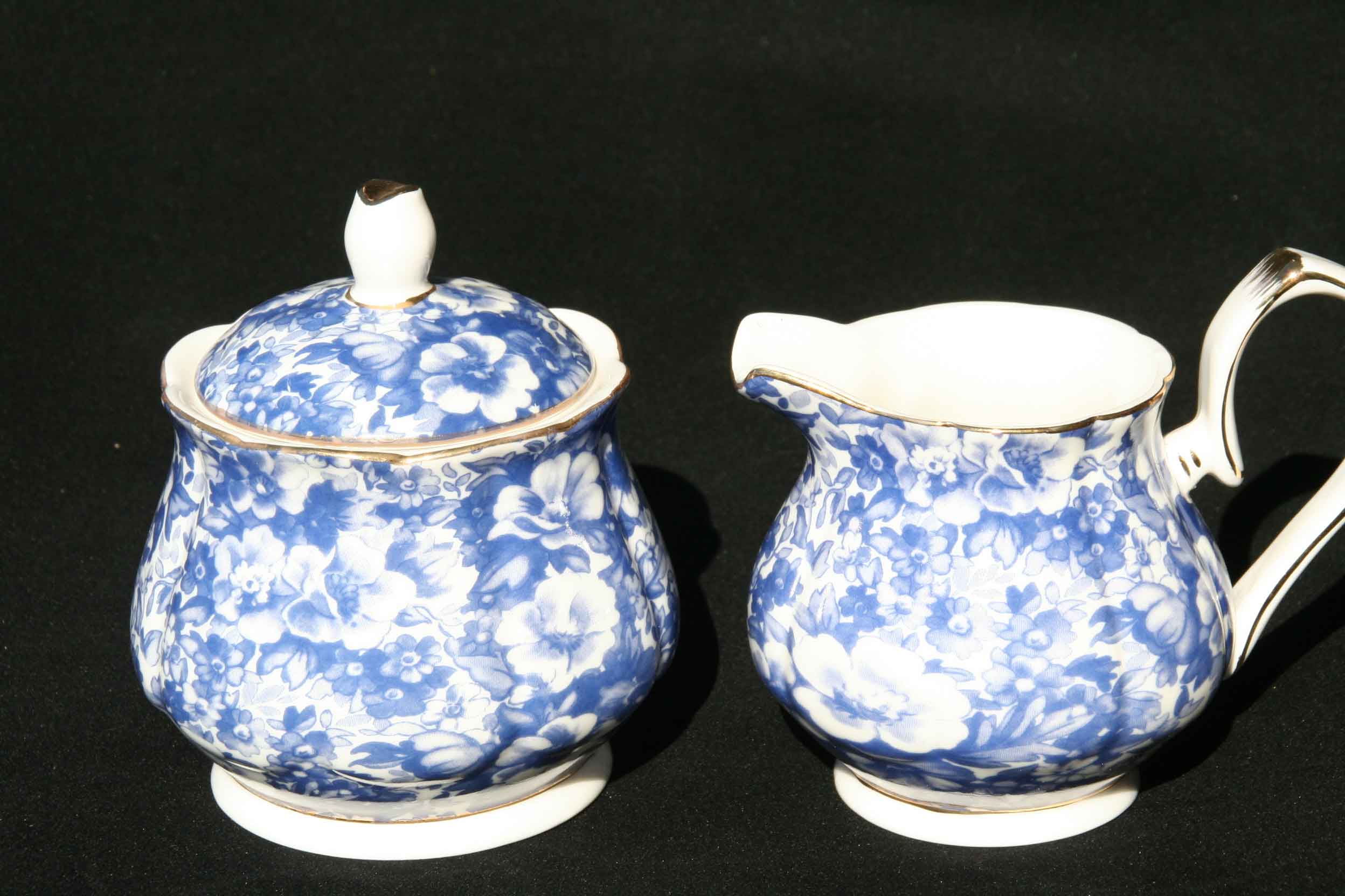 Blue Meadow Sugar & Creamer Set