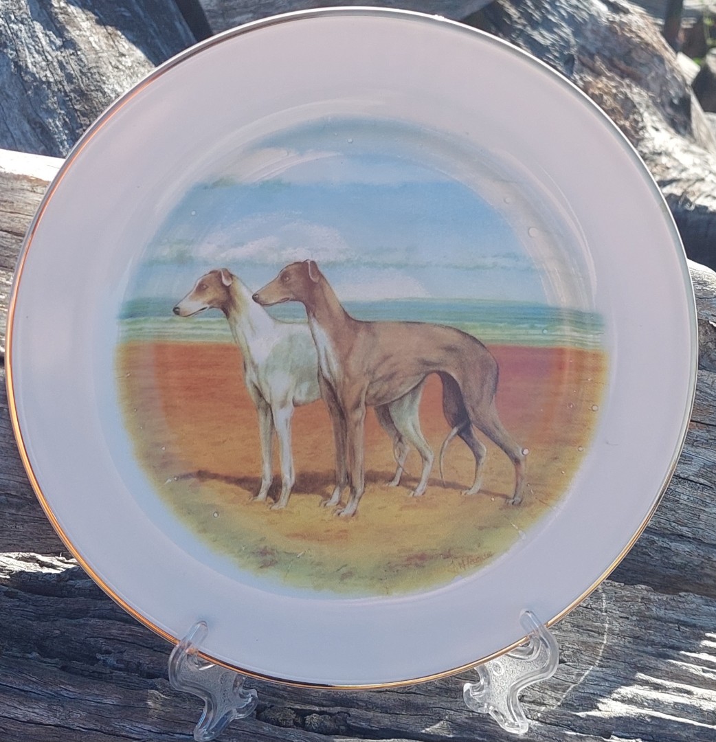 Greyhound Love 7.5inch Display Plate (Custom)