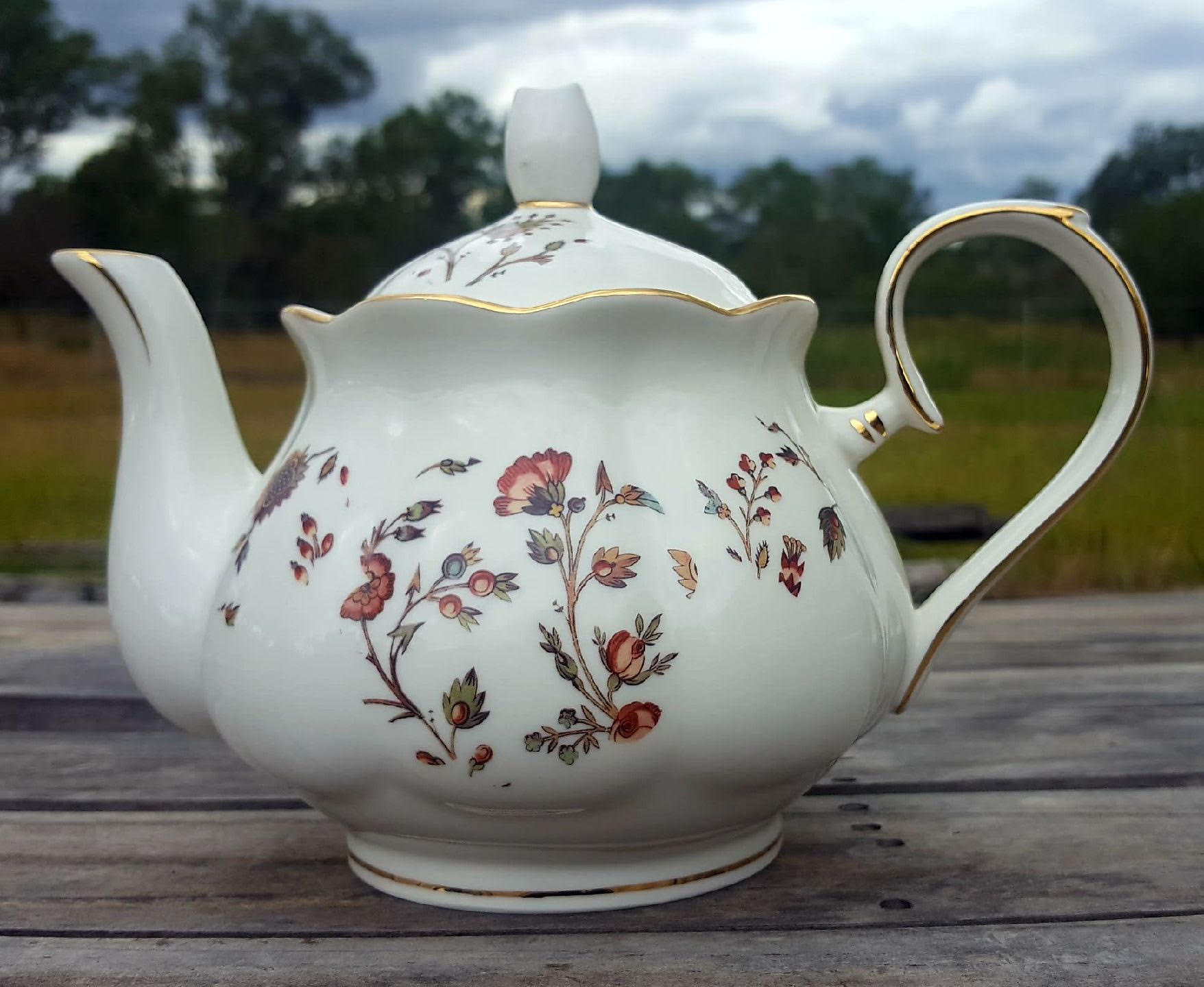 Jennebelle Flower 4 cup Teapot (Custom)