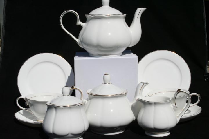White Dove Tea Set (boxed seperately) - Click Image to Close