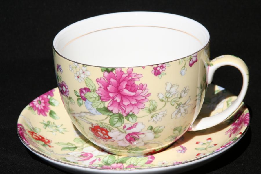 Imari Large Cup & Saucer Set