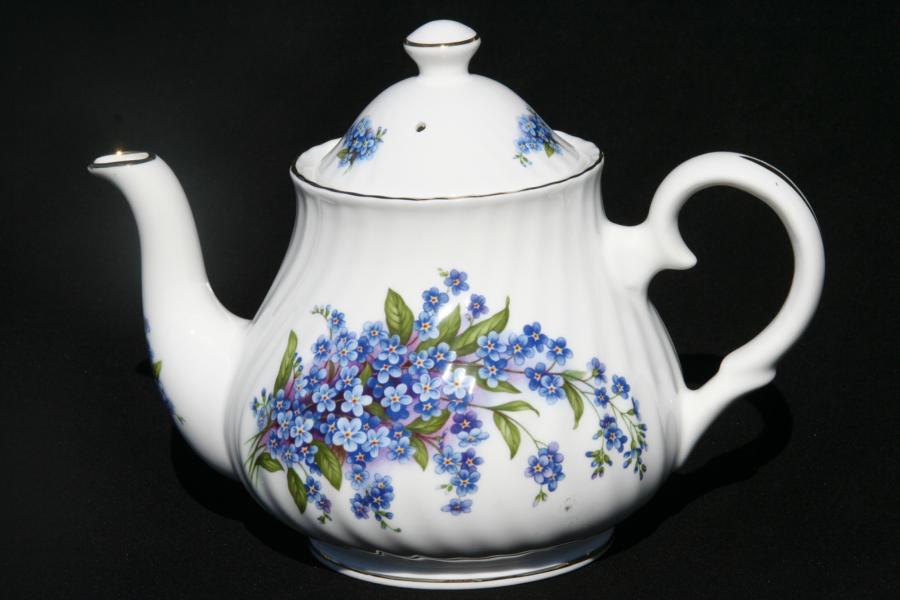 Forget Me Not 6 Cup Teapot