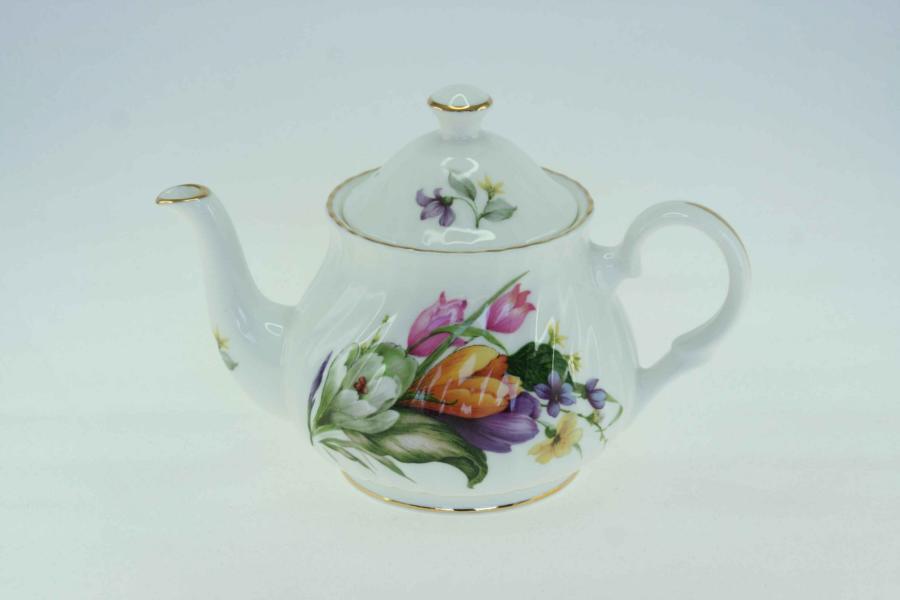 Crocus 2 cup Teapot