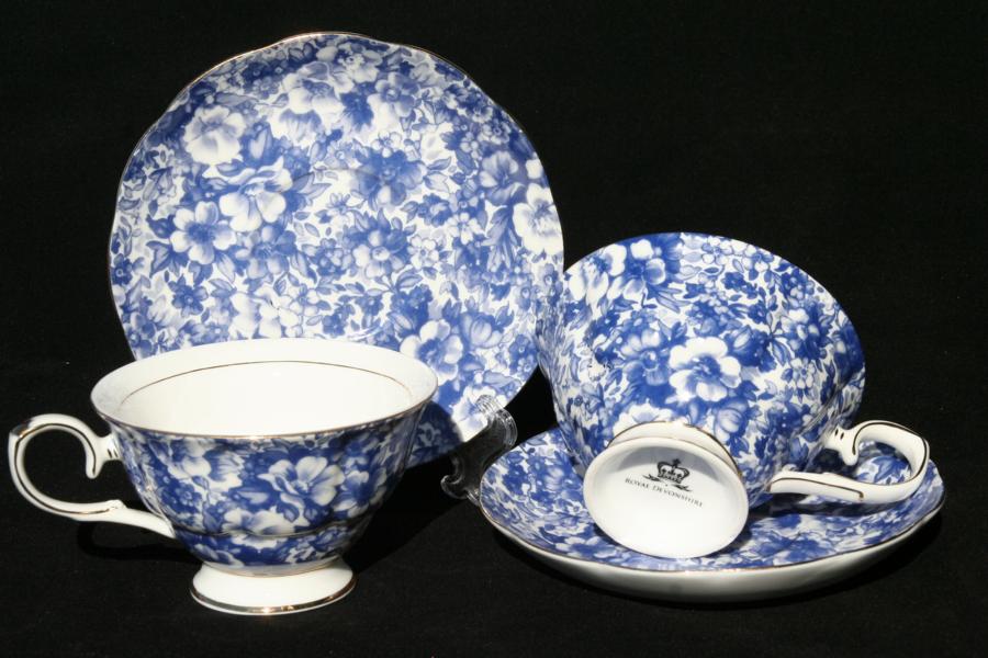 Blue Meadow 2 Cup & Saucer Set