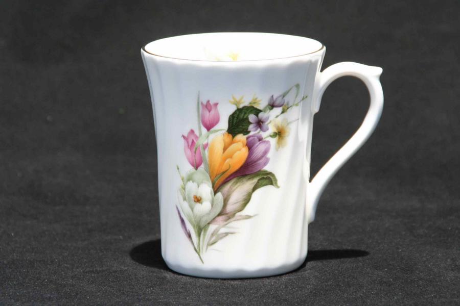 Crocus Swirl Mug