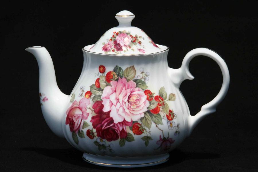 Strawberry Rose 6 Cup Teapot