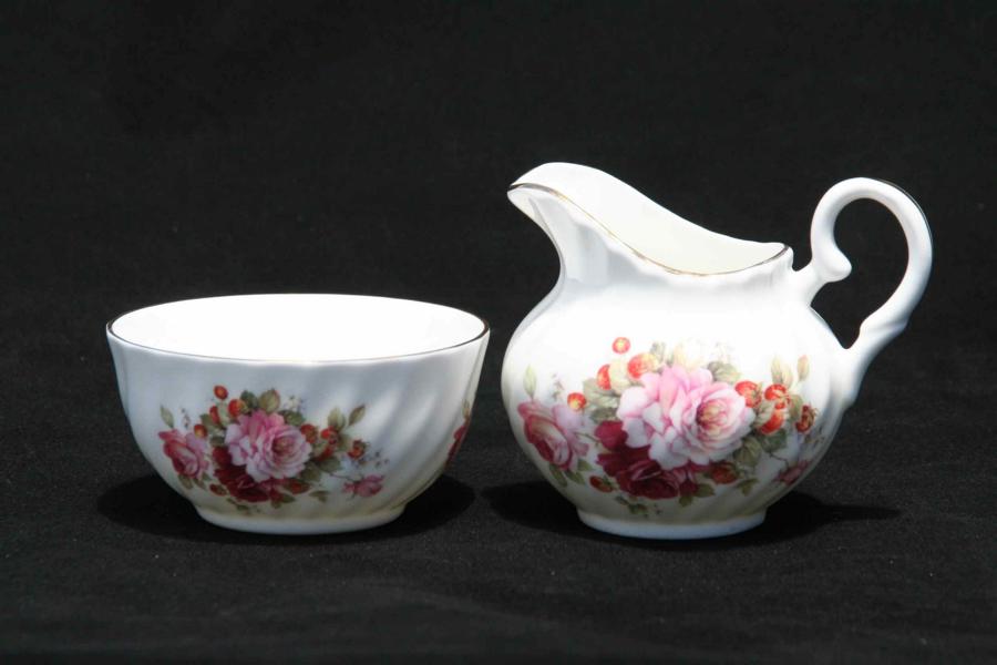 Strawberry Rose Sugar & Creamer Set
