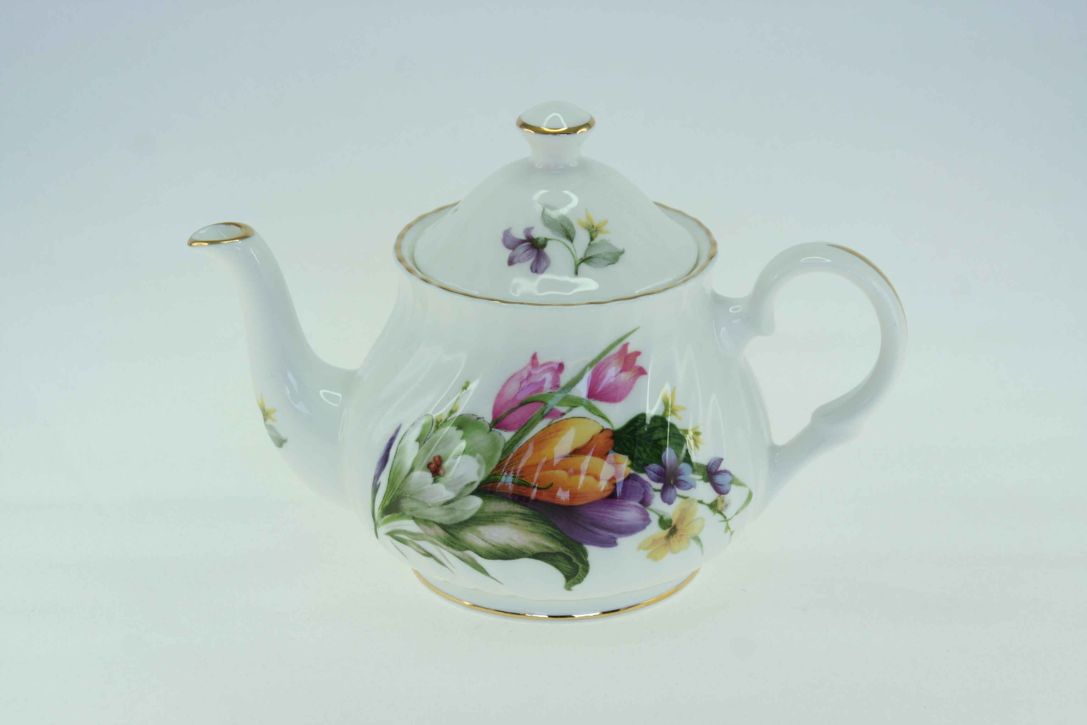 Crocus 2 cup Teapot