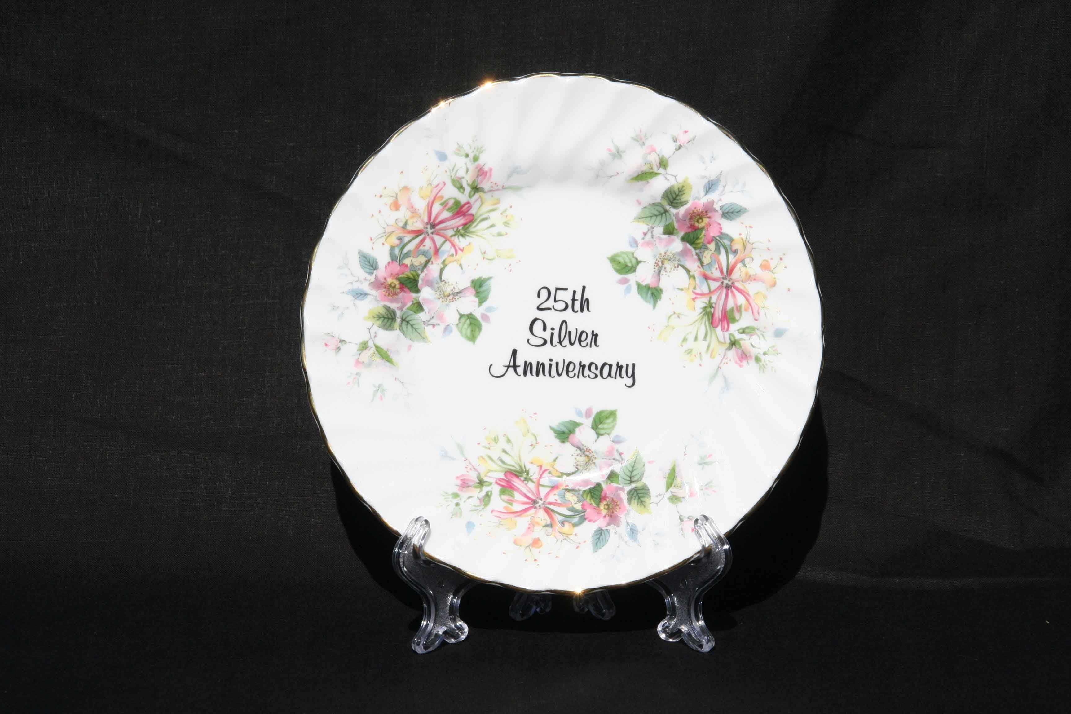 25th Anniversary Plate (6 inch) with stand