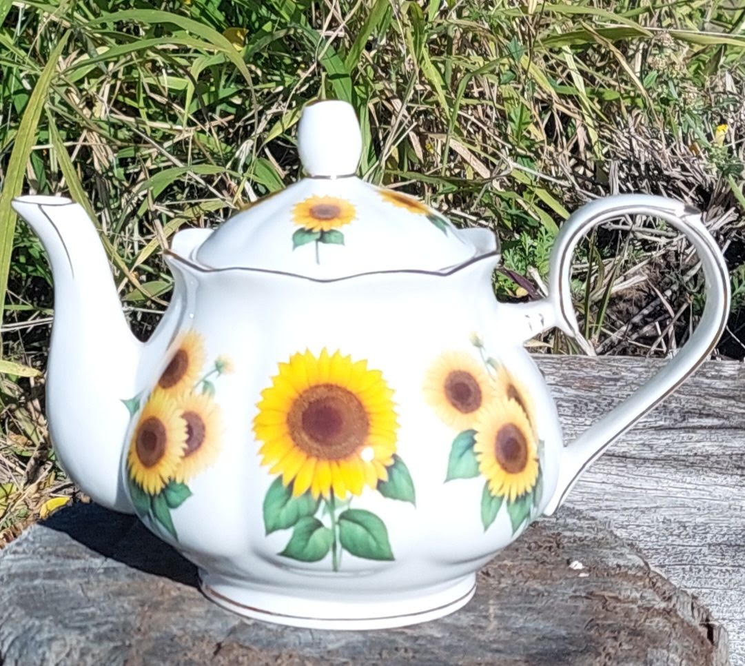 Sunflower Teapot (Custom)