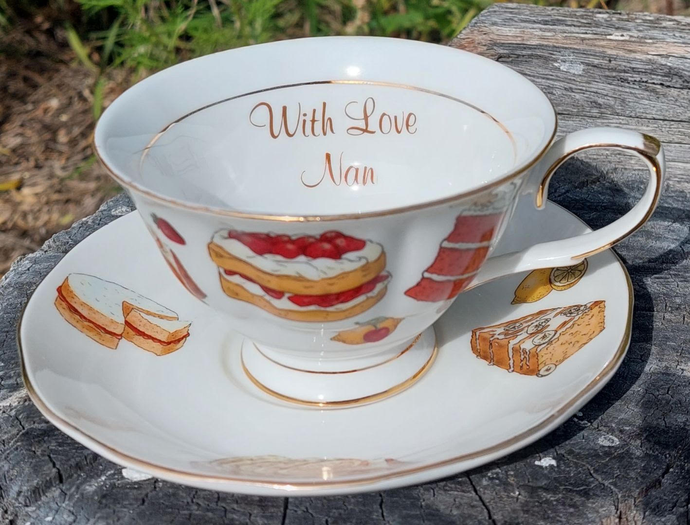 Cakes and Slices 1 cup & saucer set (Custom) with love Nan