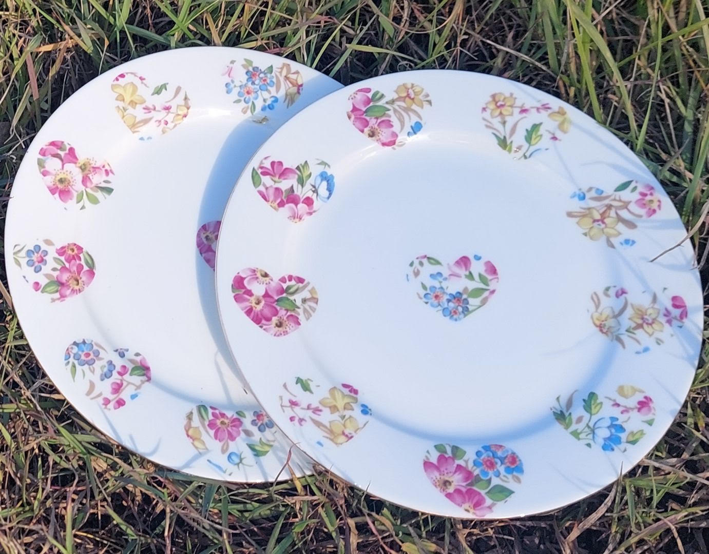 Florence Mini Hearts 2 side plate set (Custom)