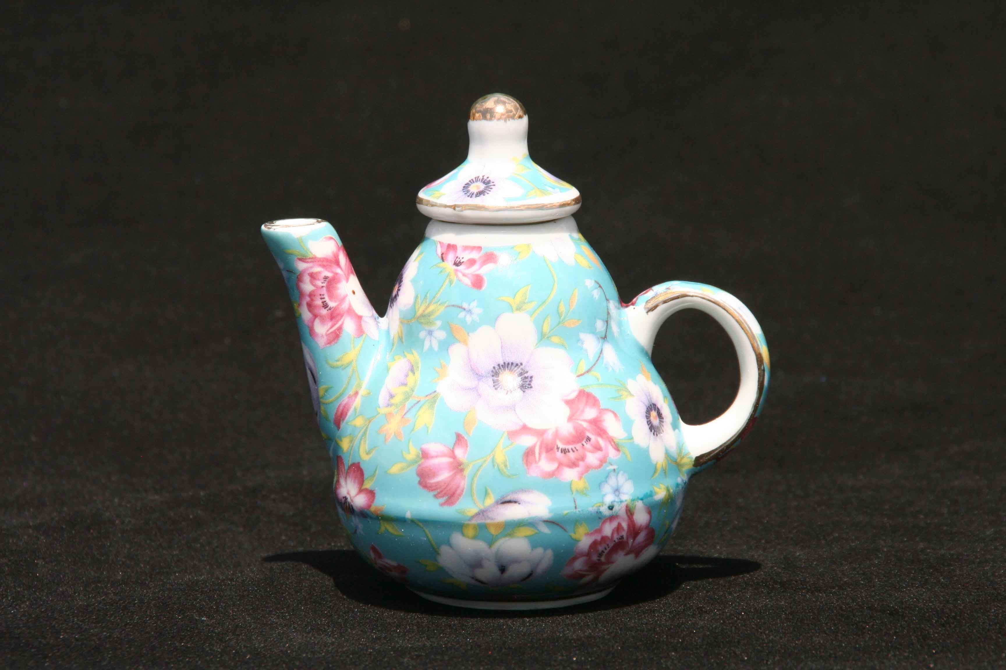 Summer Day Mini Teapot Traditional Shape