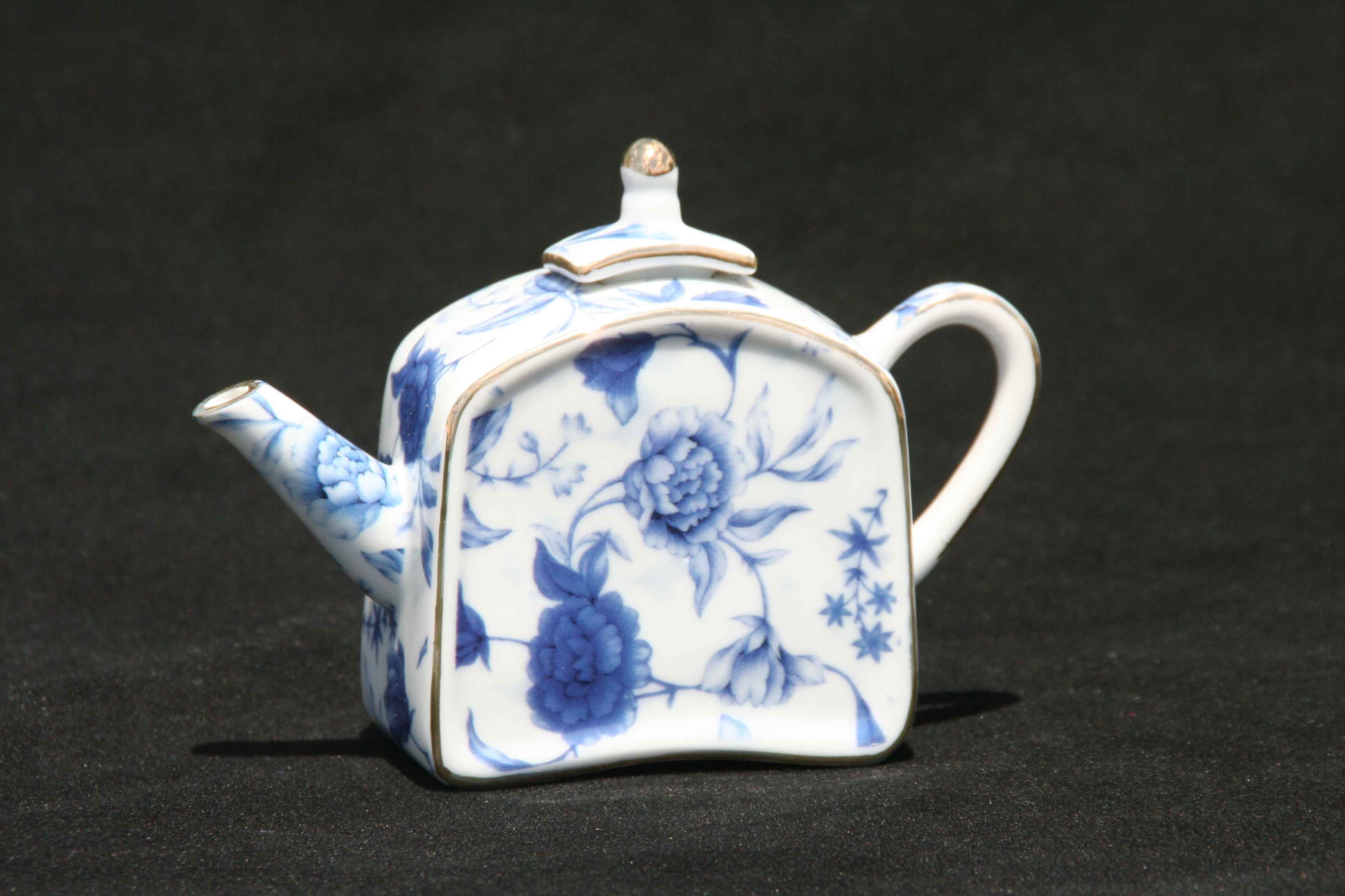 Blue Breeze Mini Teapot Square Shape
