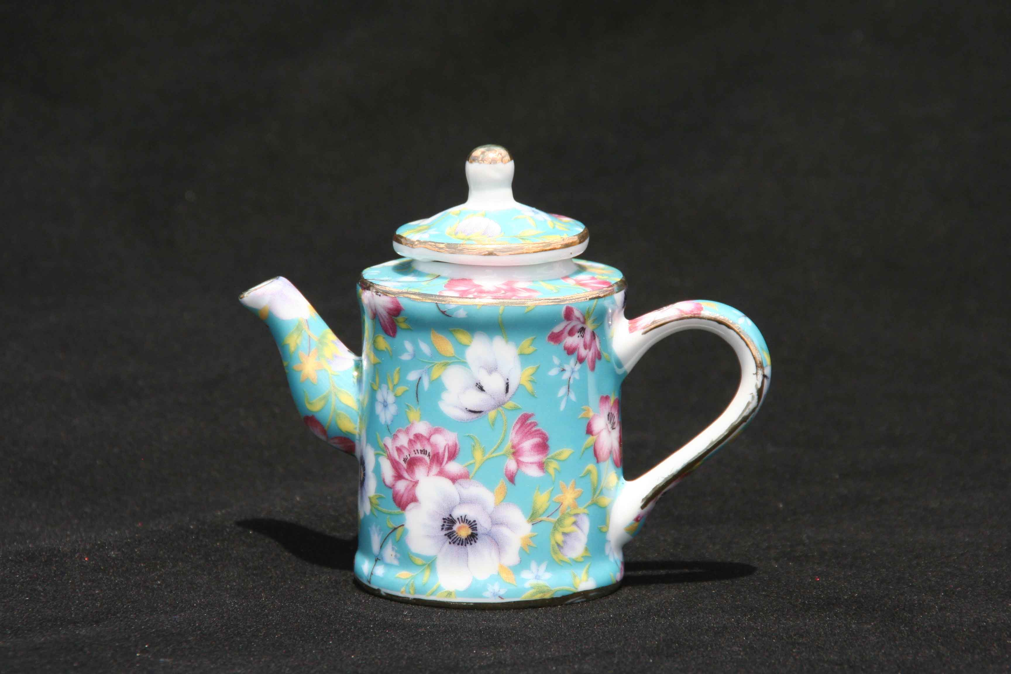 Summer Day Mini Teapot Jug Shape - Click Image to Close