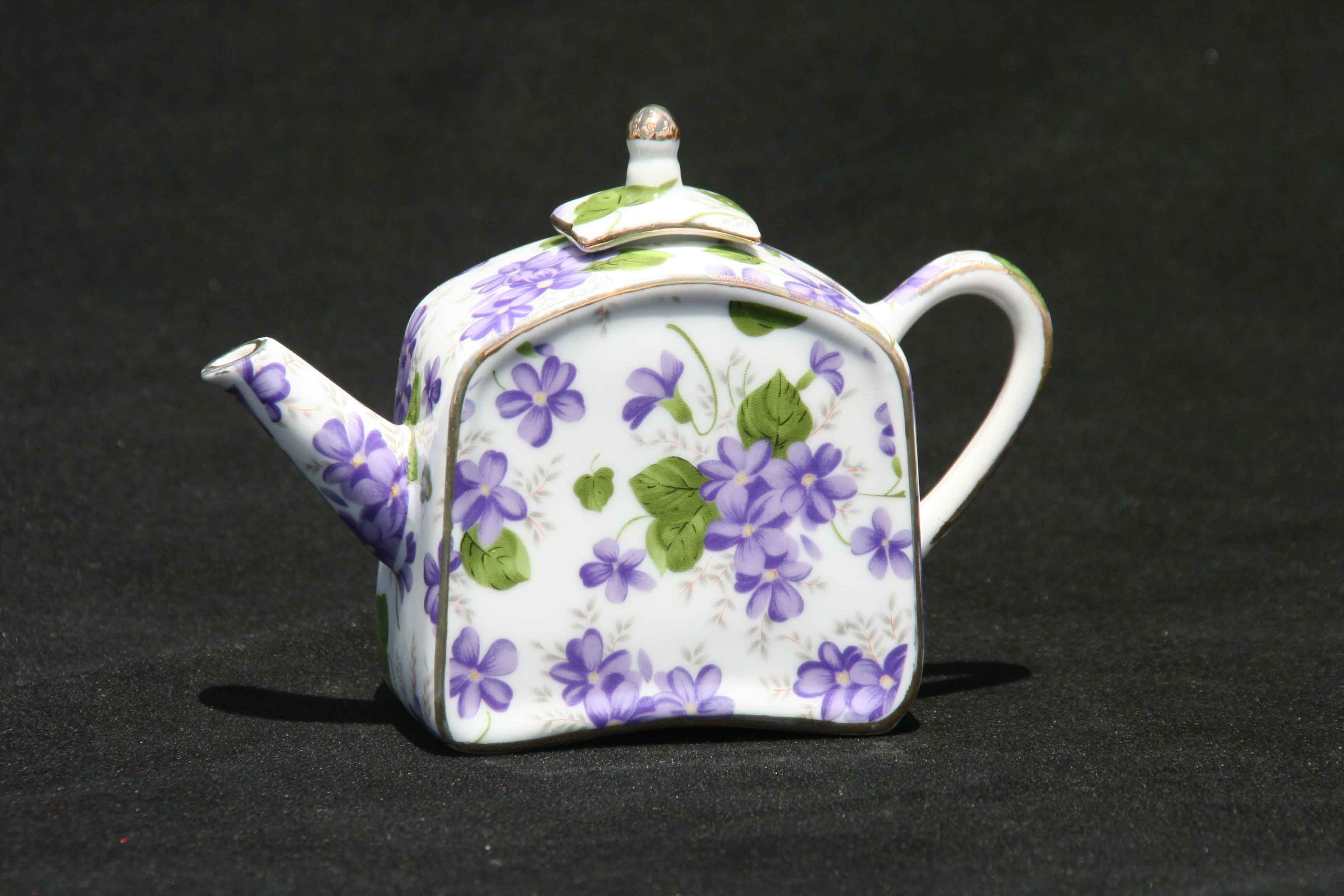 Sweet Violet Mini Teapot Square Shape