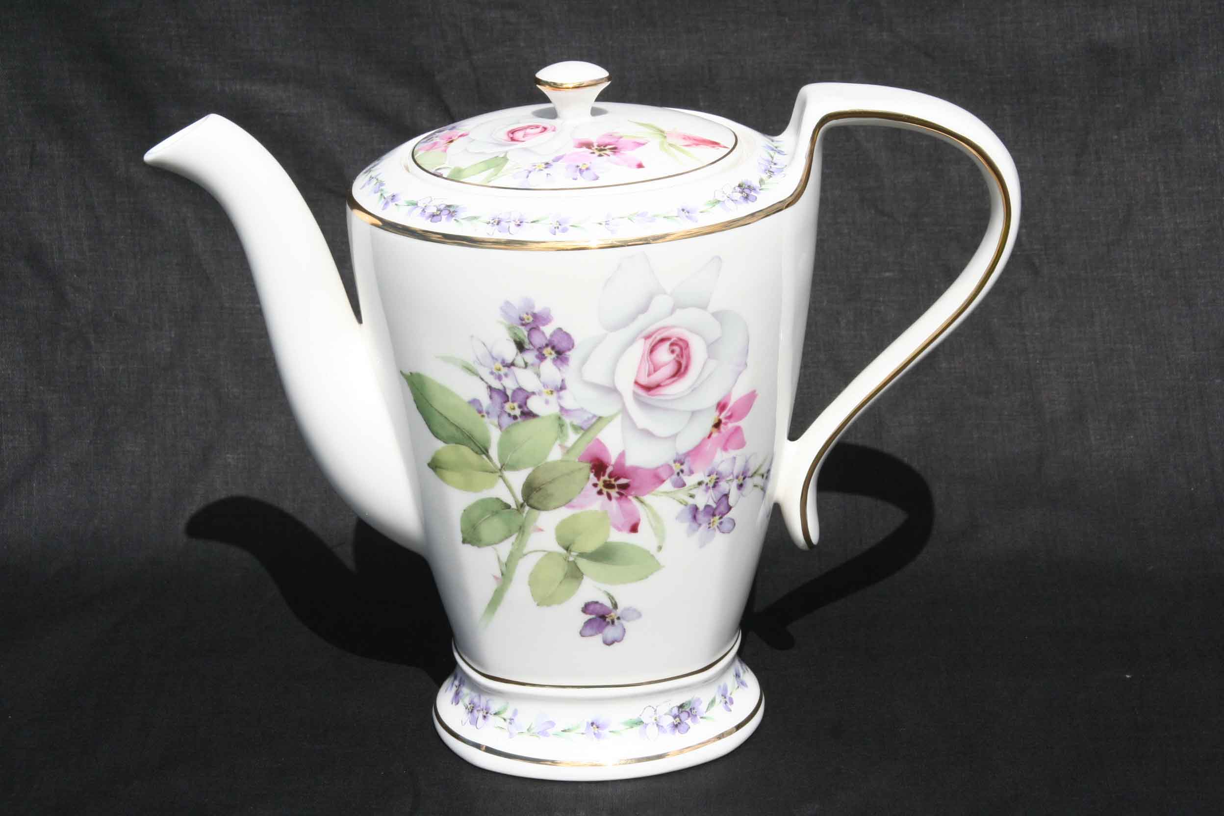 Royal Pink Rose Teapot - Click Image to Close
